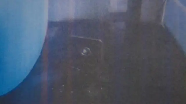 男房东浴室装摄像头偷窥女租客，合住近一年半被发现